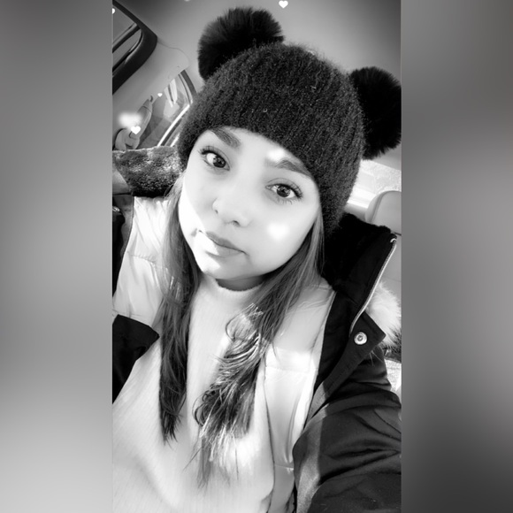 Meet your Posher, Karina - Picture 7 of 10